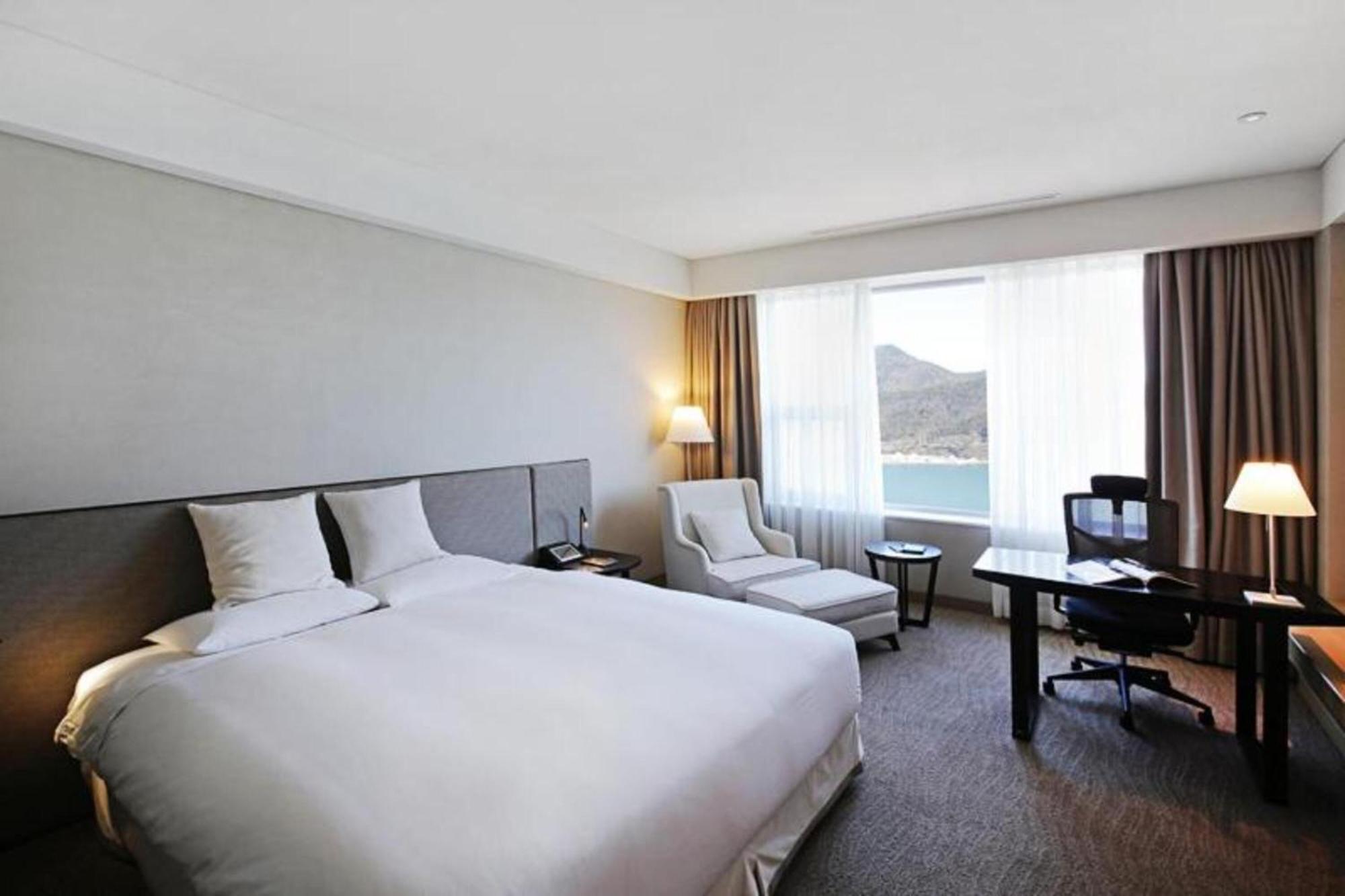 Geoje Samsung Hotel Exterior foto